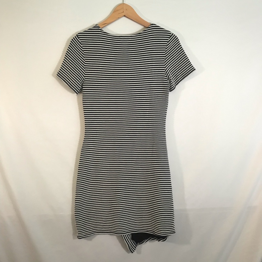 UO Silence + Noise Striped Bodycon Dress - Picture 6 of 7